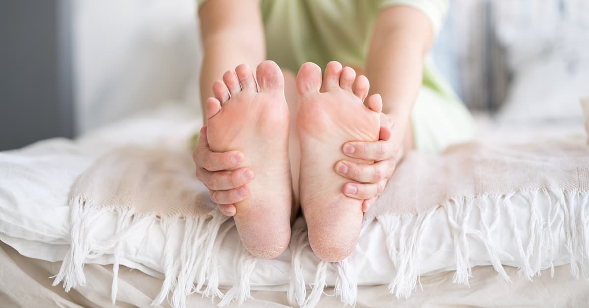 I Tried The Glycolic Acid Hack For Dry, Cracked Feet